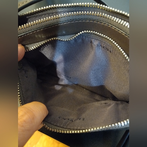 Coach wristlet - Picture 9 of 13